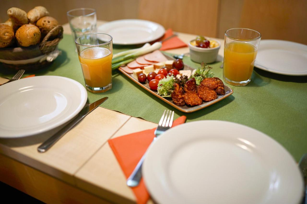 Tiszakécske Barack Thermal & Natura Apartments מראה חיצוני תמונה