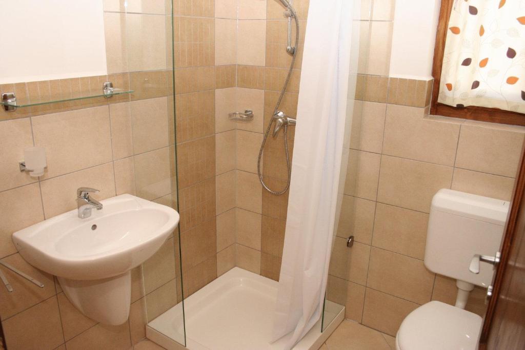 Tiszakécske Barack Thermal & Natura Apartments מראה חיצוני תמונה
